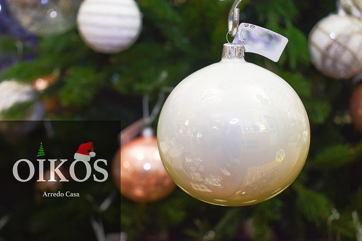 Box da 4 Decoro per Albero di Natale Pallina diam. 10 cm in vetro soffiato Color BIANCO PERLA Made in EU 5€ cad