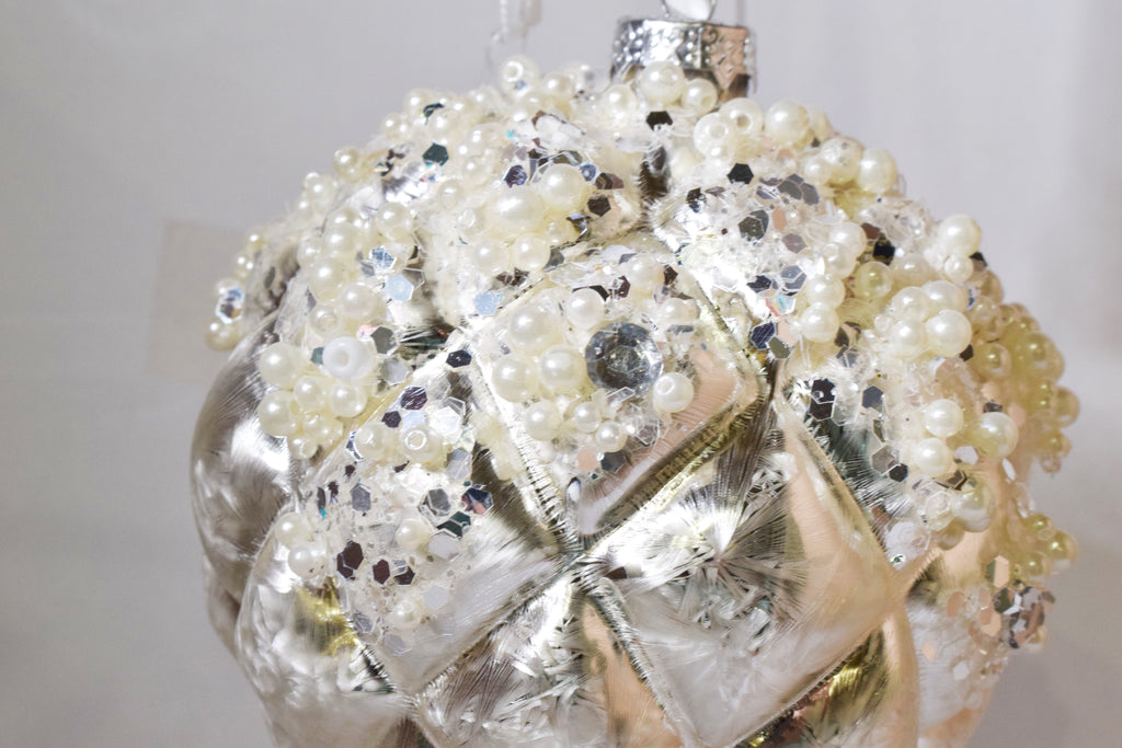 Decoro per Albero di Natale Pallina in vetro soffiato COLOR ARGENTO con pailettes e perline - Scegli il diametro 8 o 10 cm