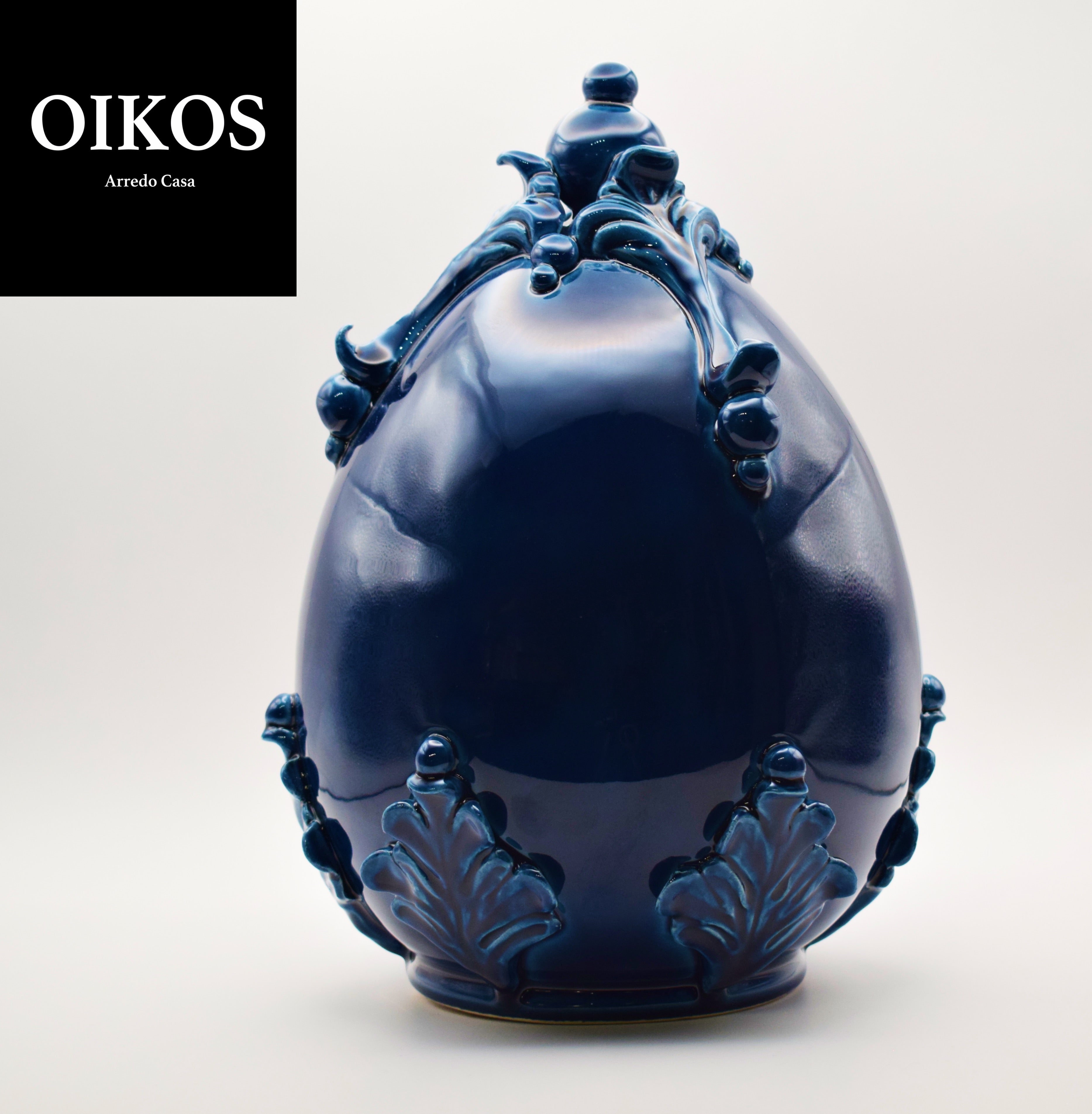Uovo Caltagirone originale siciliano h. 23 cm con decoro in rialzo colorazione blu intenso